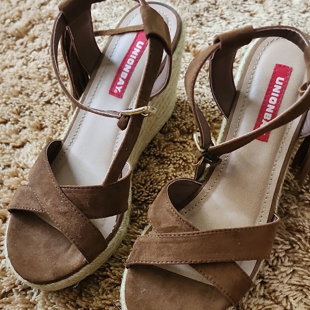Unionbay Women's Brown Sandals